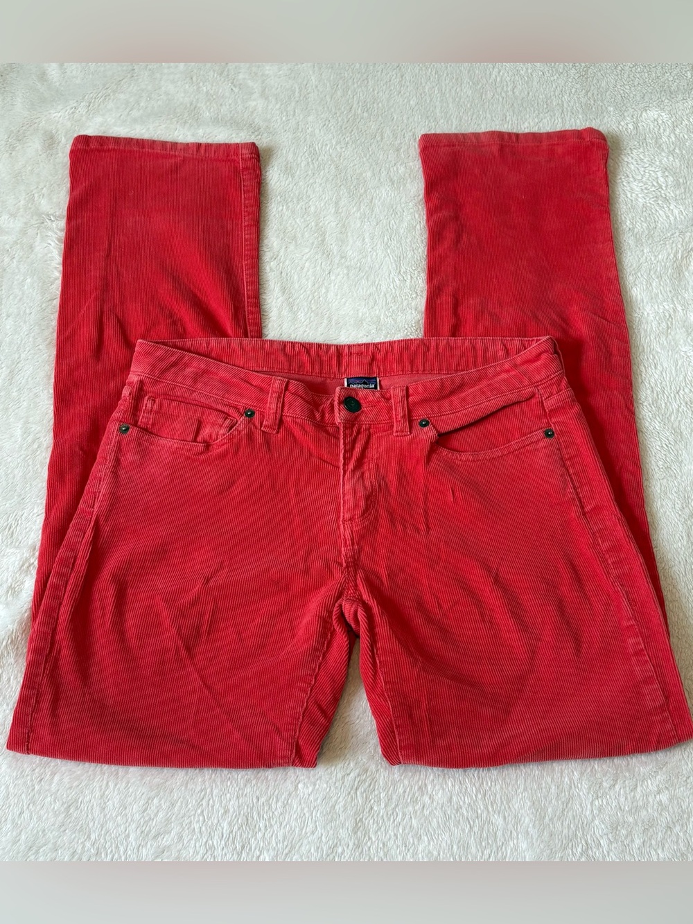 Patagonia Women’s Red Corduroy Pants Size 27 Straight Leg Cotton Casual